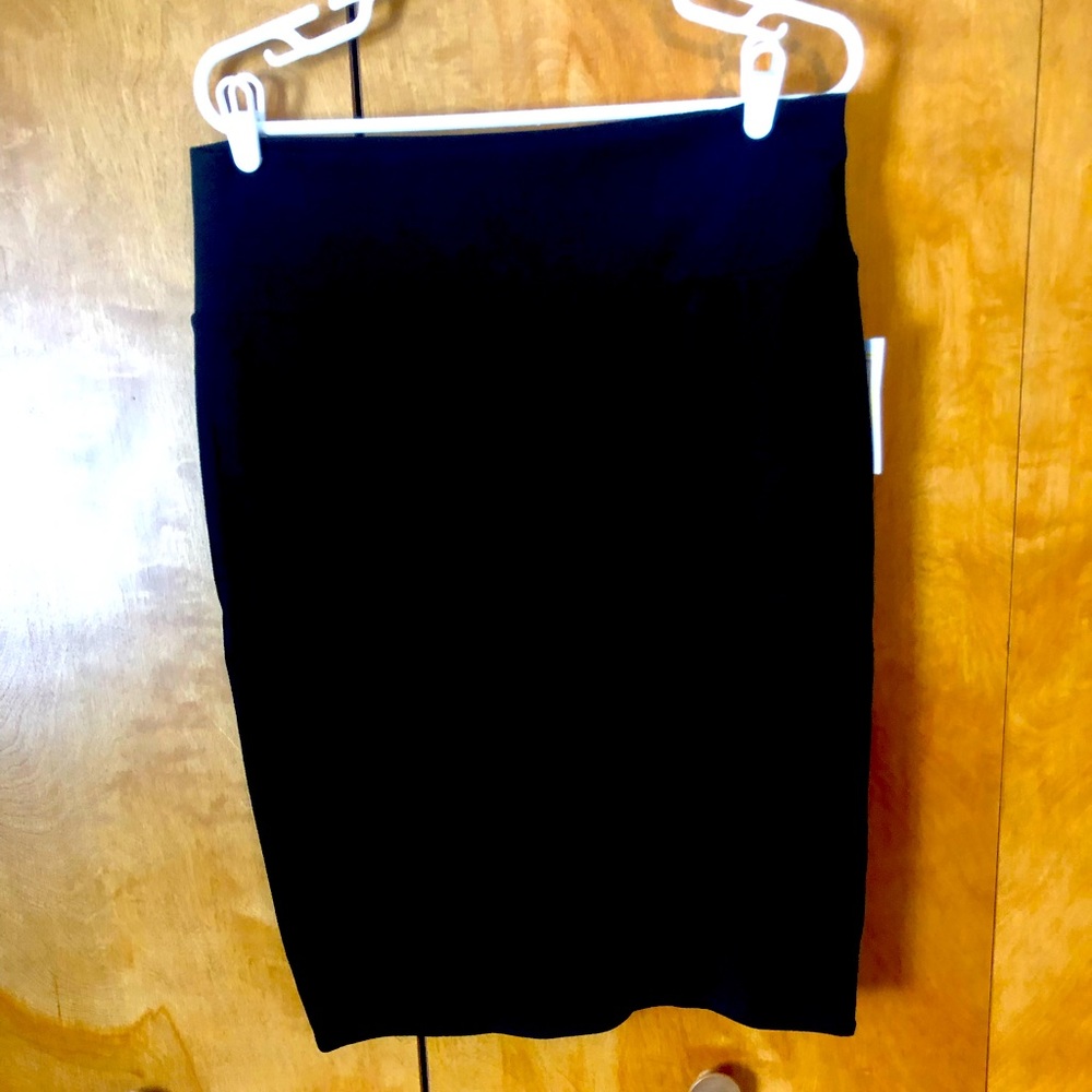 NWT LuLaRoe Cassie skirt